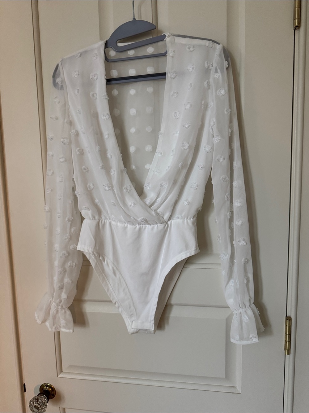 Source Unknown White Sheer Dot Floral Long-Sleeve Bodysuit